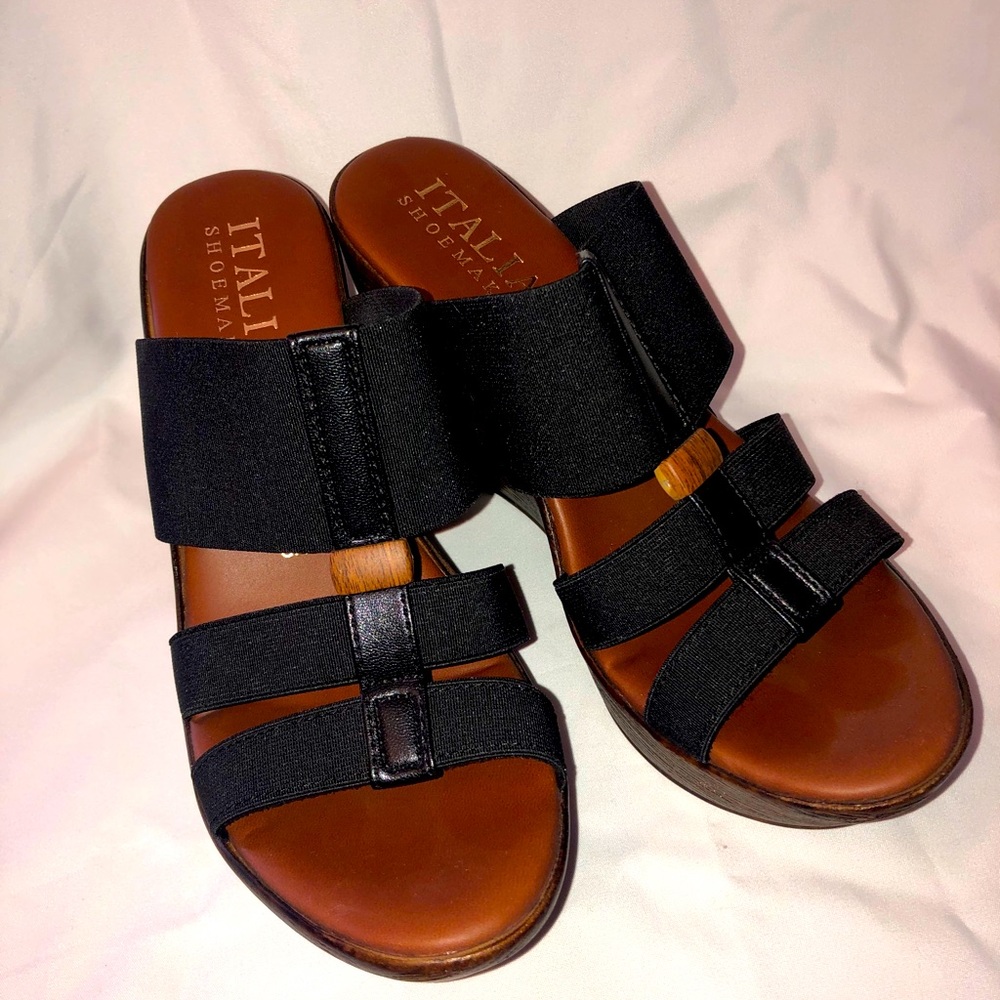Italian Shoemakers Wedge Sandal 5.5